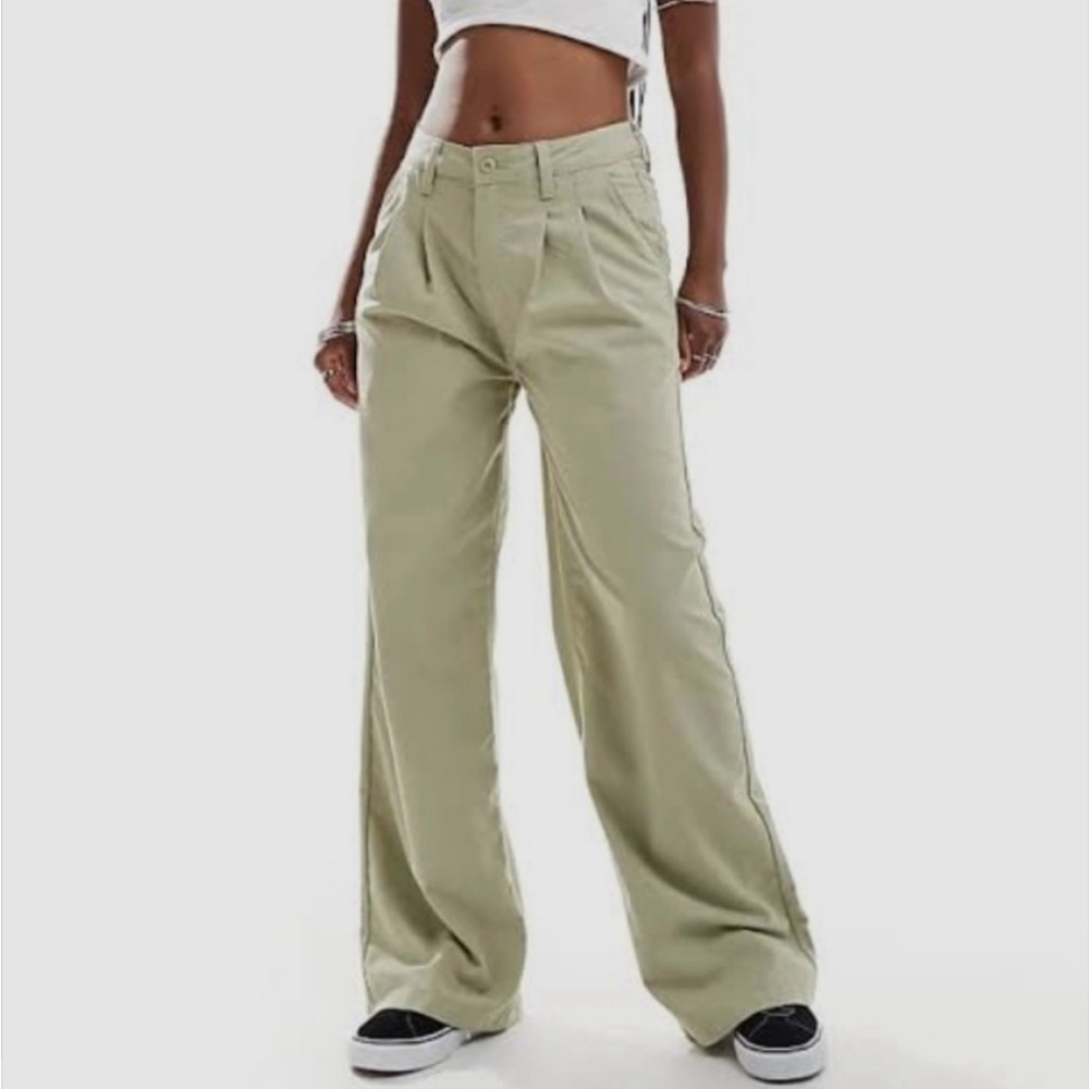 Vans Alder Relaxed Pleated Trousers — Elm Green, Wide Relaxed Leg, High Rise